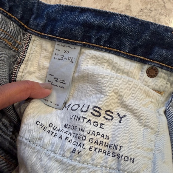 Moussy Vintage Straight Denim - Picture 6 of 6